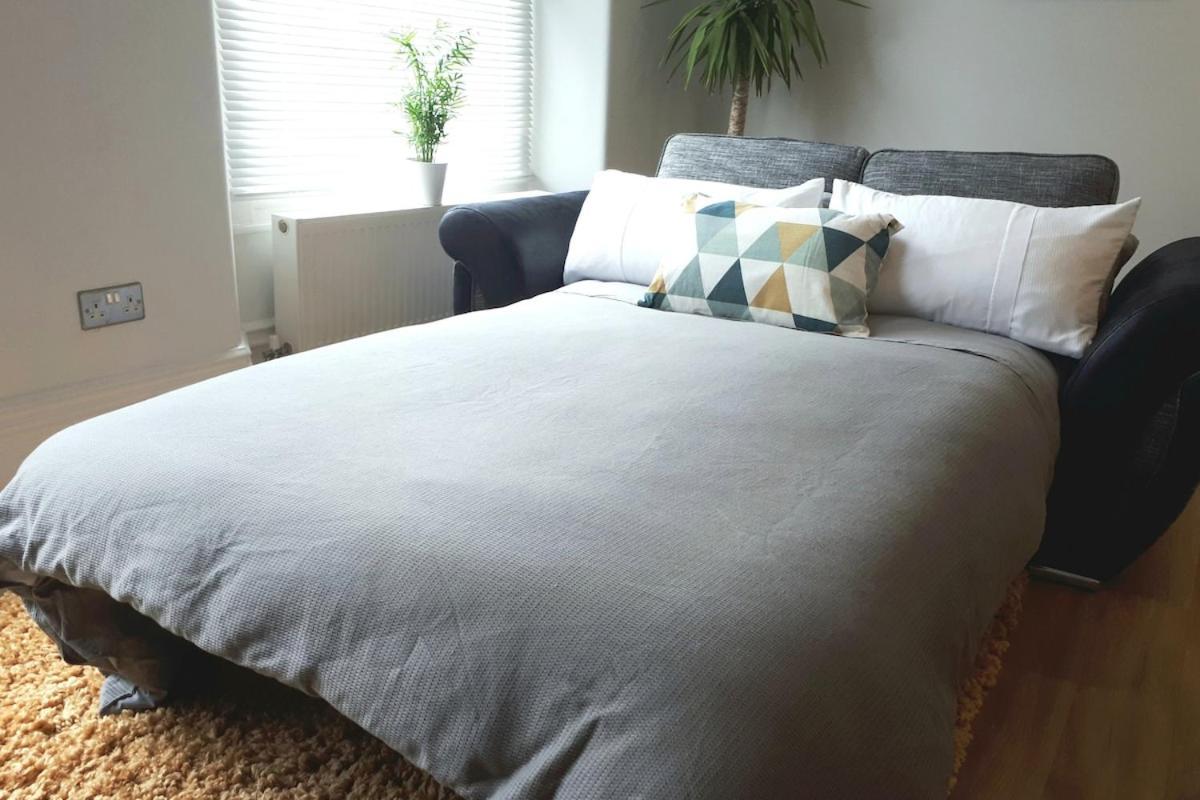 Apartment & Stylish Apartment, Free Parking